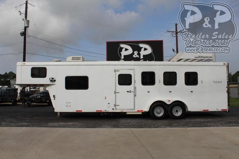 2011 Bison Trailers 7408TH 4 Horse Slant Load Trailer 0 FT LQ 2011 Bison Trailers 7408TH 4 Horse Slant Load Trailer 0 FT LQ