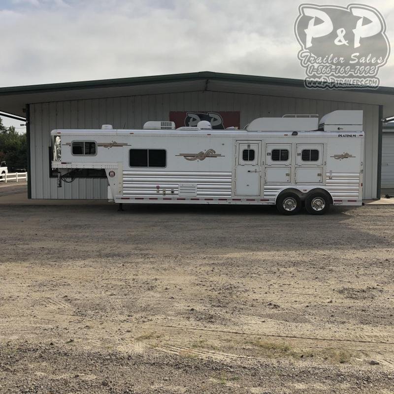 2010 Platinum Coach 8312OL 3 Horse Slant Load Trailer 12 FT LQ 2010 Platinum Coach 8312OL 3 Horse Slant Load Trailer 12 FT LQ