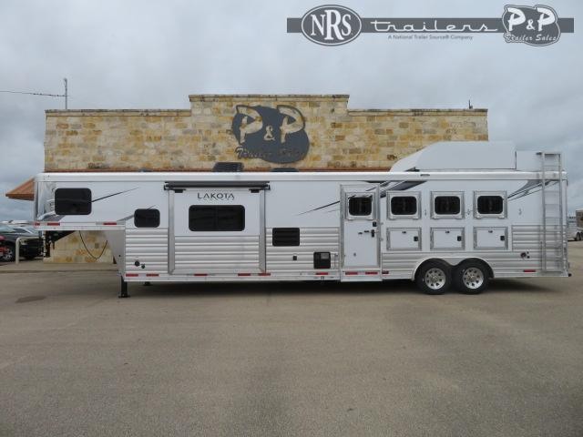 2021 Lakota C8415SR 4 Horse Slant Load Trailer 15 FT LQ With Slides 2021 Lakota C8415SR 4 Horse Slant Load Trailer 15 FT LQ With Slides