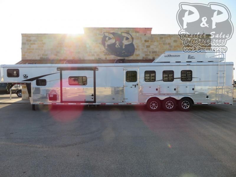 2020 Bison Trailers Ranger 8417RGLBHRSL 4 Horse Slant Load Trailer 17 FT LQ With Slides w/ Ramps 2020 Bison Trailers Ranger 8417RGLBHRSL 4 Horse Slant Load Trailer 17 FT LQ With Slides w/ Ramps