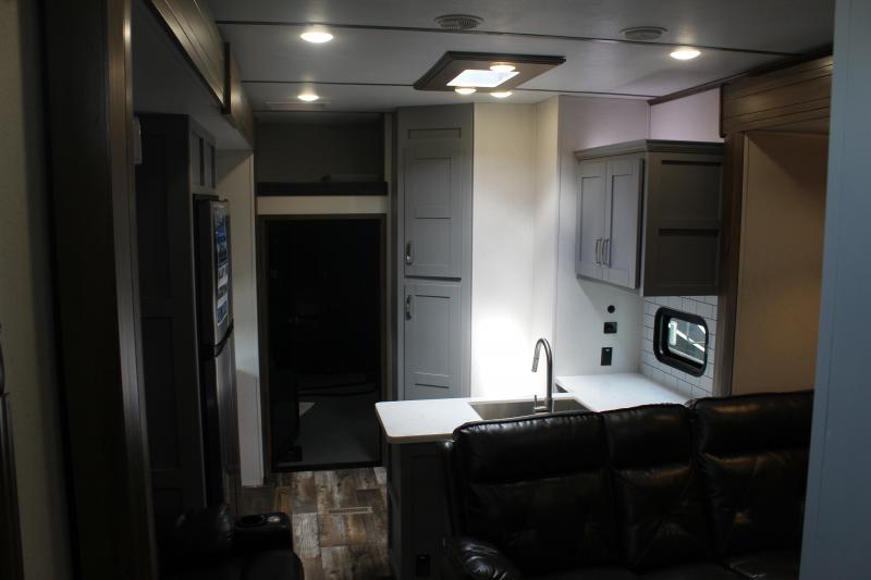 new Toy Haulers Keystone RV Fuzion for sale, in Rose City, TX Thumbnail 36