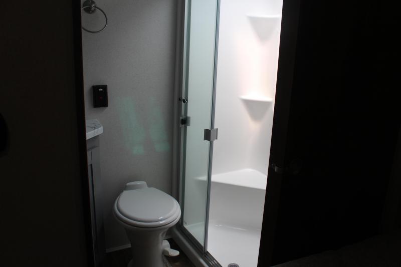 new Toy Haulers Keystone RV Fuzion for sale, in Rose City, TX Thumbnail 33