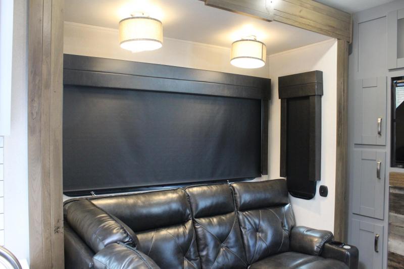 new Toy Haulers Keystone RV Fuzion for sale, in Rose City, TX Thumbnail 53