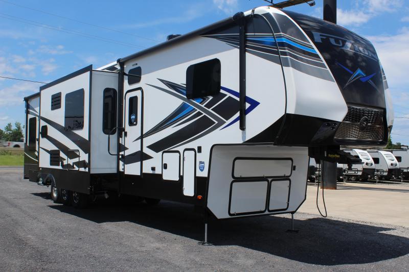 new Toy Haulers Keystone RV Fuzion for sale, in Rose City, TX Thumbnail 7