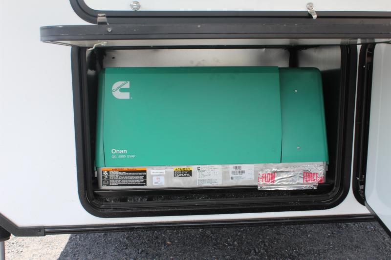 new Toy Haulers Keystone RV Fuzion for sale, in Rose City, TX Thumbnail 16