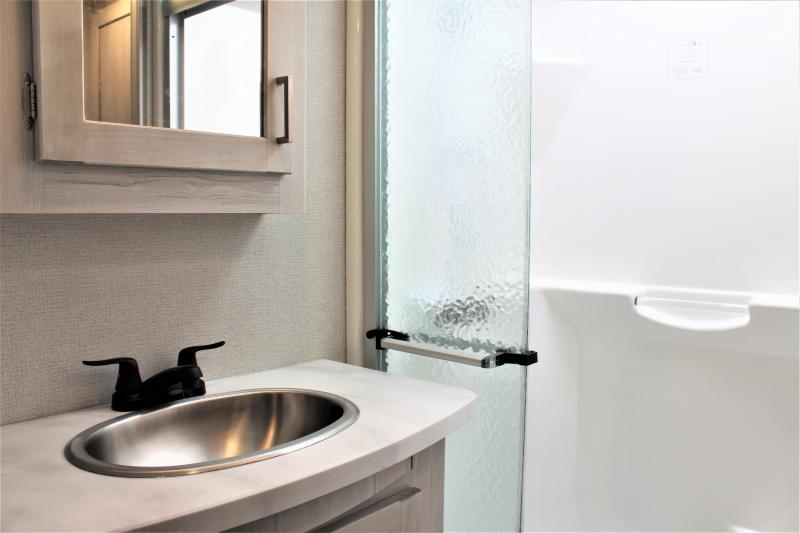 new Fifth Wheel Trailers Keystone RV Sprinter for sale, in Rose City, TX Thumbnail 36