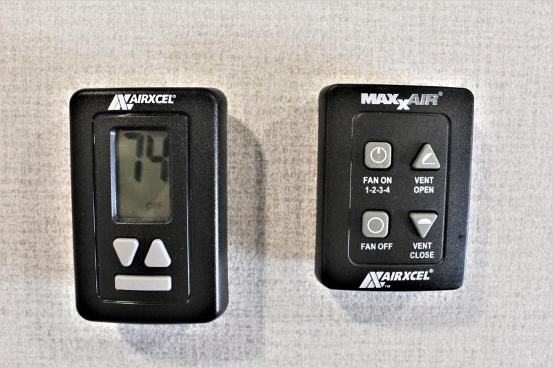 new Fifth Wheel Trailers Keystone RV Sprinter for sale, in Rose City, TX Thumbnail 34