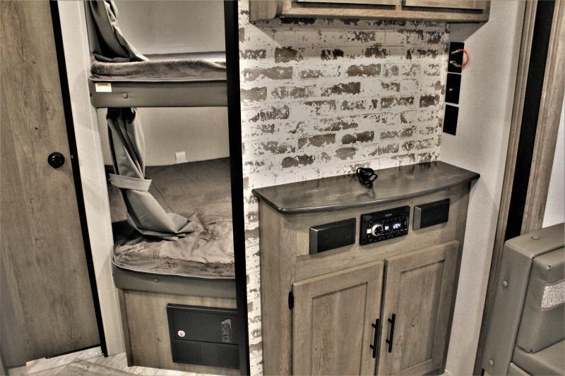 new Travel Trailers Keystone RV Springdale for sale, in Rose City, TX Thumbnail 17