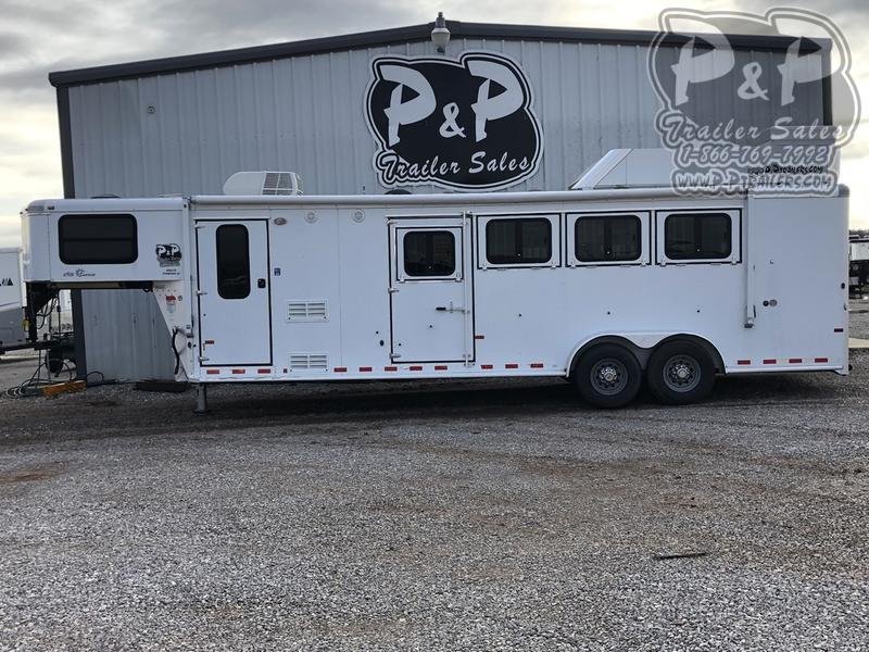 2007 Sundowner Trailers Horizon 6908 4 Horse Slant Load Trailer 6 FT LQ 2007 Sundowner Trailers Horizon 6908 4 Horse Slant Load Trailer 6 FT LQ