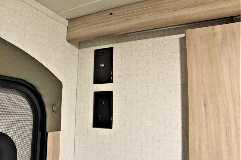 new Travel Trailers Winnebago Minnie for sale, in Rose City, TX Thumbnail 26