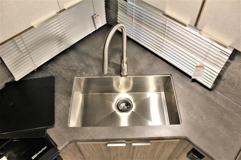 new Travel Trailers Winnebago Minnie for sale, in Rose City, TX Thumbnail 16