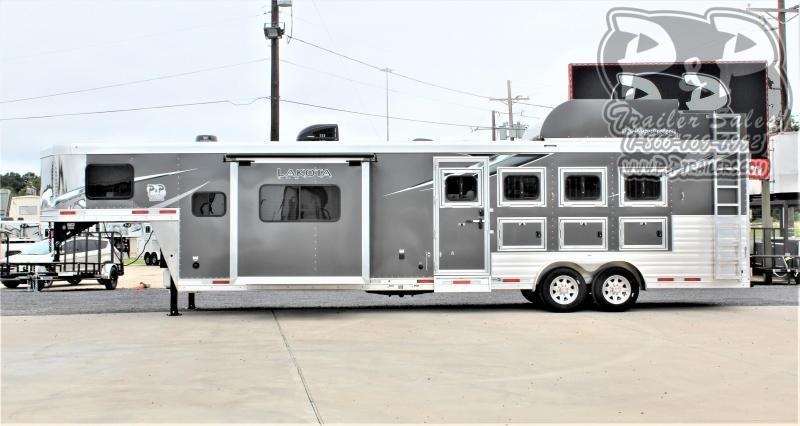 2021 Lakota Charger C8413SR 4 Horse Slant Load Trailer 13 FT LQ w/ Slide 2021 Lakota Charger C8413SR 4 Horse Slant Load Trailer 13 FT LQ w/ Slide