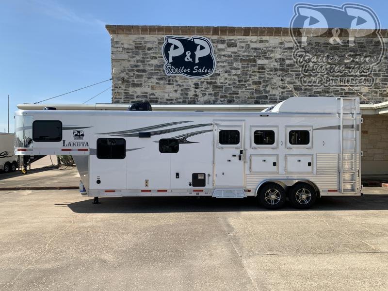 2021 Lakota C8311 3 Horse Slant Load Trailer 11 FT LQ 2021 Lakota C8311 3 Horse Slant Load Trailer 11 FT LQ