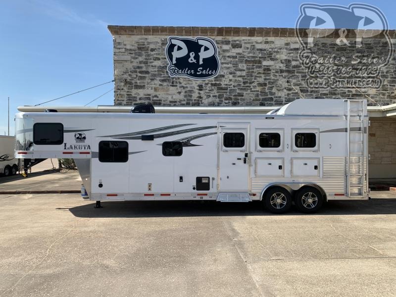 2021 Lakota C8311 3 Horse Slant Load Trailer 11 FT LQ 2021 Lakota C8311 3 Horse Slant Load Trailer 11 FT LQ