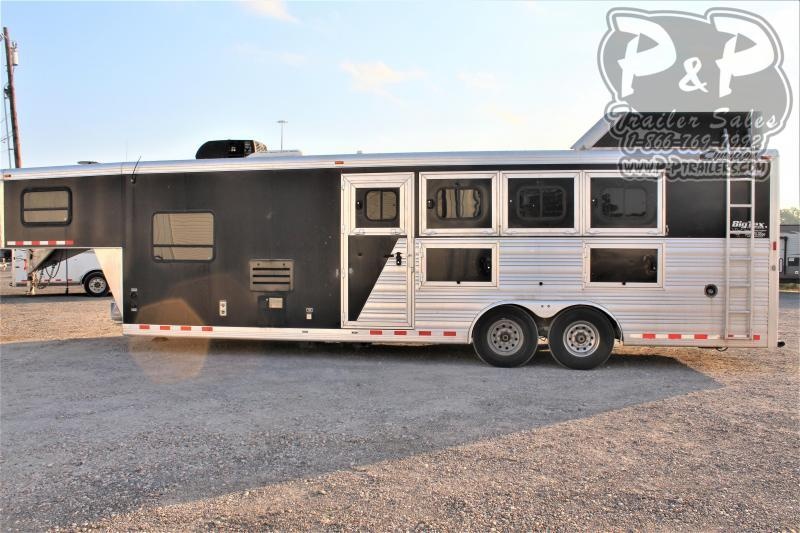 2014 Cimarron Trailers 8410 4 Horse Slant Load Trailer 10 FT LQ 2014 Cimarron Trailers 8410 4 Horse Slant Load Trailer 10 FT LQ