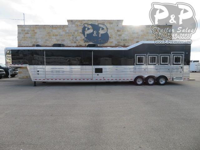 2016 Bloomer 8421PCOL 4 Horse Reverse Slant Load Trailer 21'8 FT LQ With Slides w/ Ramps 2016 Bloomer 8421PCOL 4 Horse Reverse Slant Load Trailer 21'8 FT LQ With Slides w/ Ramps