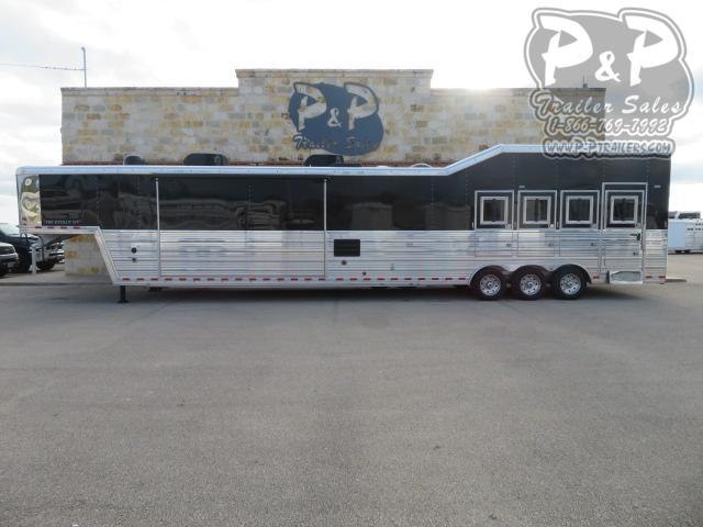 2016 Bloomer 8421PCOL 4 Horse Reverse Slant Load Trailer 21'8 FT LQ With Slides w/ Ramps 2016 Bloomer 8421PCOL 4 Horse Reverse Slant Load Trailer 21'8 FT LQ With Slides w/ Ramps