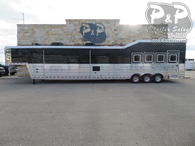 2016 Bloomer 8421PCOL 4 Horse Reverse Slant Load Trailer 21'8 FT LQ With Slides w/ Ramps 2016 Bloomer 8421PCOL 4 Horse Reverse Slant Load Trailer 21'8 FT LQ With Slides w/ Ramps