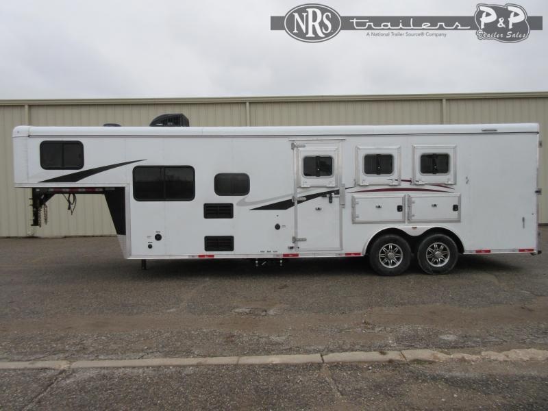 2021 Bison Trailers RC8309B 3 Horse Slant Load Trailer LQ 2021 Bison Trailers RC8309B 3 Horse Slant Load Trailer LQ