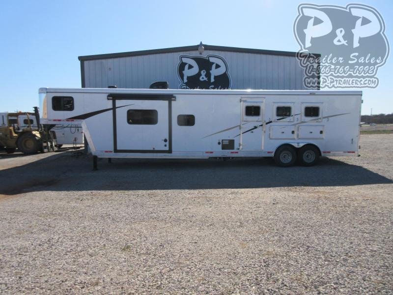 2020 Bison Trailers 8315 Trail Boss 3 Horse Slant Load Trailer LQ 2020 Bison Trailers 8315 Trail Boss 3 Horse Slant Load Trailer LQ