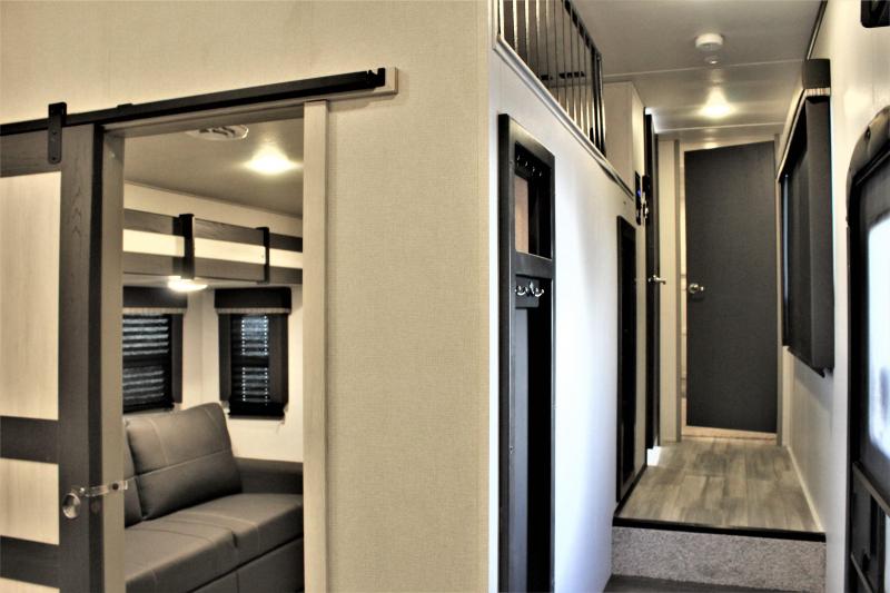 new Fifth Wheel Trailers Keystone RV Sprinter for sale, in Rose City, TX Thumbnail 23