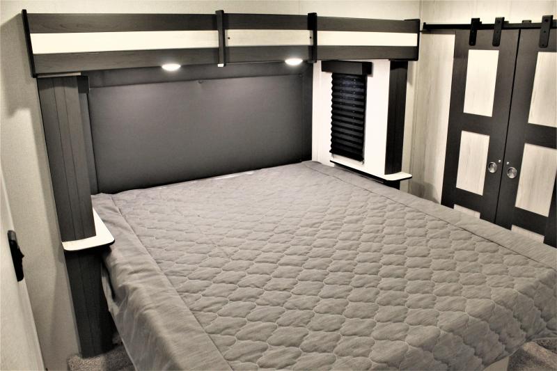 new Fifth Wheel Trailers Keystone RV Sprinter for sale, in Rose City, TX Thumbnail 31