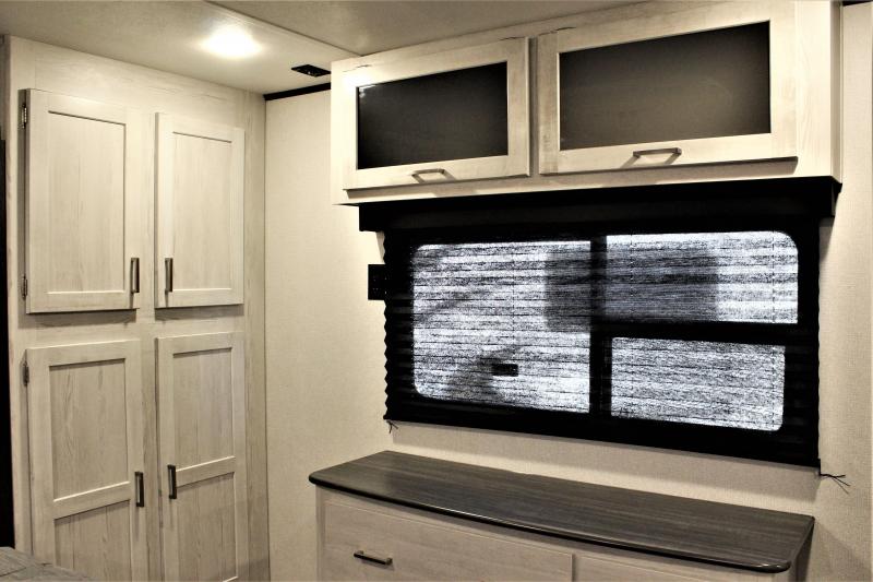 new Fifth Wheel Trailers Keystone RV Sprinter for sale, in Rose City, TX Thumbnail 33