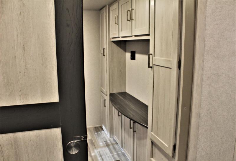 new Fifth Wheel Trailers Keystone RV Sprinter for sale, in Rose City, TX Thumbnail 22