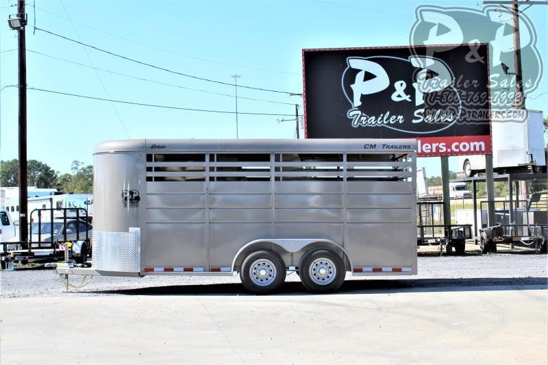 2021 CM Dakota CMH0543-17 3 Horse Slant Load Trailer 2021 CM Dakota CMH0543-17 3 Horse Slant Load Trailer