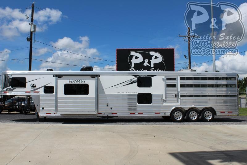 2021 Lakota Charger LE81413T Livestock Trailer LQ 2021 Lakota Charger LE81413T Livestock Trailer LQ