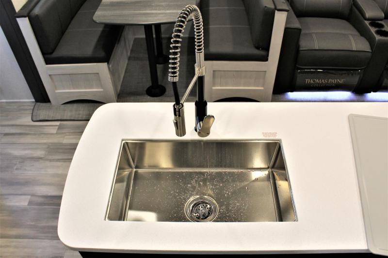 new Fifth Wheel Trailers Keystone RV Sprinter Limited for sale, in Rose City, TX Thumbnail 16