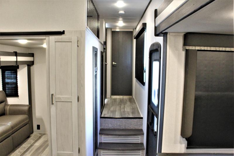 new Fifth Wheel Trailers Keystone RV Sprinter Limited for sale, in Rose City, TX Thumbnail 29
