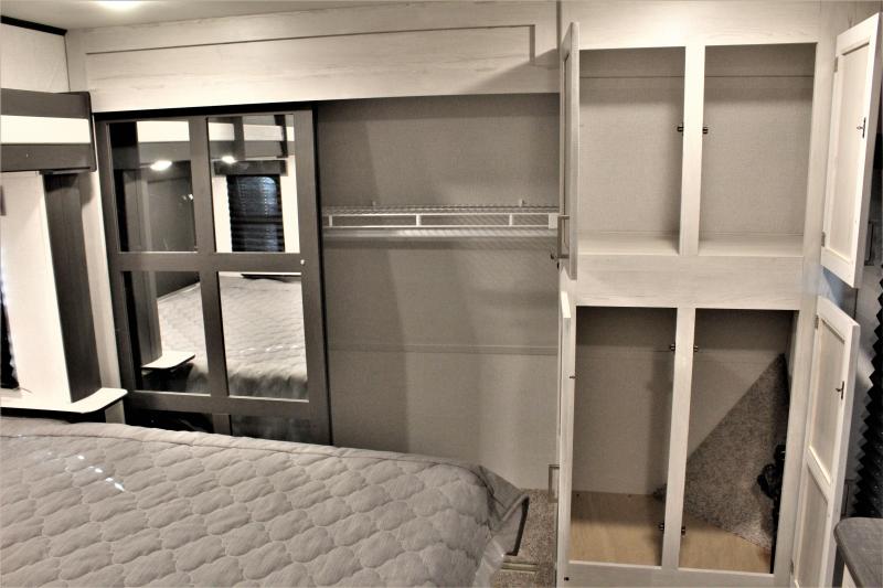 new Fifth Wheel Trailers Keystone RV Sprinter Limited for sale, in Rose City, TX Thumbnail 38