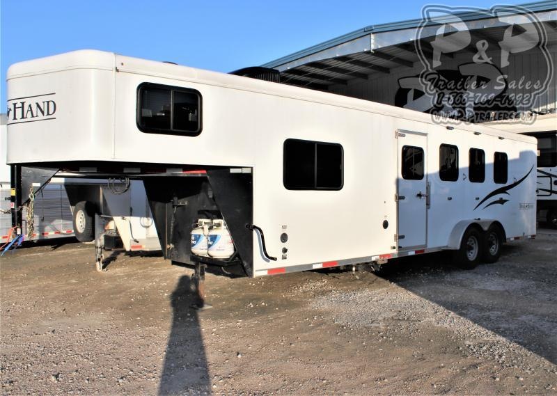 2015 Bison Trailers 7408TH Trail Hand 4 Horse Slant Load Trailer 10 FT LQ 2015 Bison Trailers 7408TH Trail Hand 4 Horse Slant Load Trailer 10 FT LQ