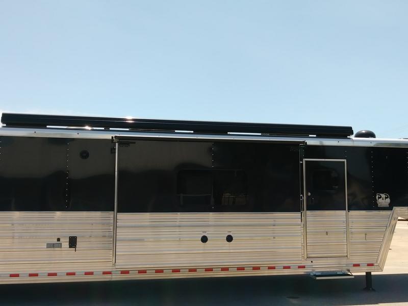used Horse Trailers Bloomer  for sale, in Salado, TX Thumbnail 7