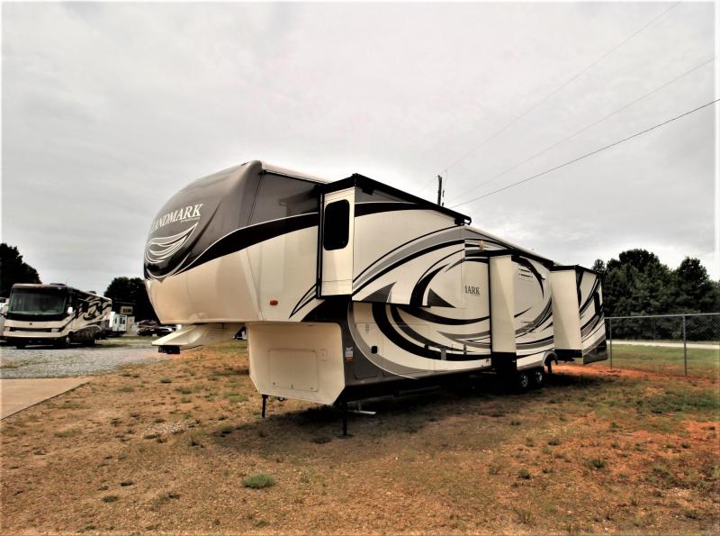 11 Heartland Rv Landmark San Antonio Fifth Wheel