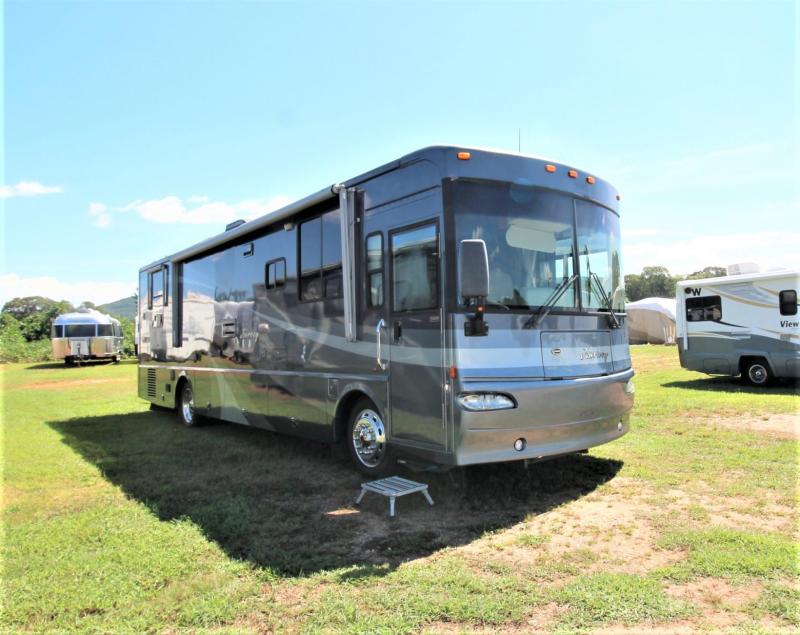 2005 Winnebago Journey 36G Class A RV 2005 Winnebago Journey 36G Class A RV