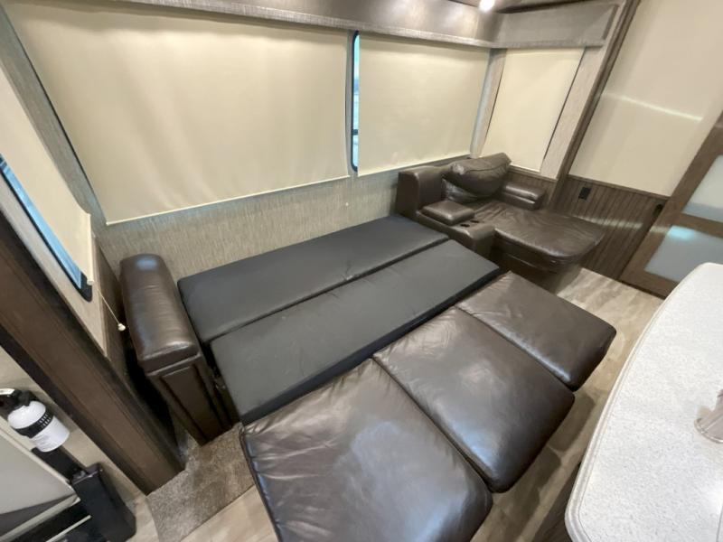 used Fifth Wheel Trailers Grand Design RV Solitude S-Class for sale, in Amarillo, TX Thumbnail 16