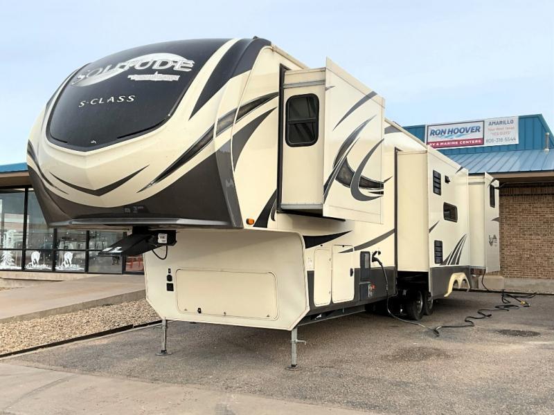 used Fifth Wheel Trailers Grand Design RV Solitude S-Class for sale, in Amarillo, TX Thumbnail 42