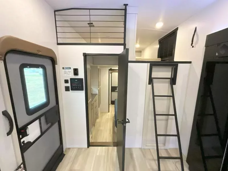 new Fifth Wheel Trailers Forest River Wildwood Heritage Glen for sale, in Amarillo, TX Thumbnail 45