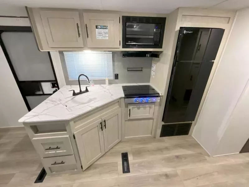 new Travel Trailers Shasta i-5 Edition for sale, in Amarillo, TX Thumbnail 13