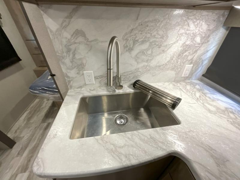 used Travel Trailers Grand Design RV Imagine for sale, in Amarillo, TX Thumbnail 18