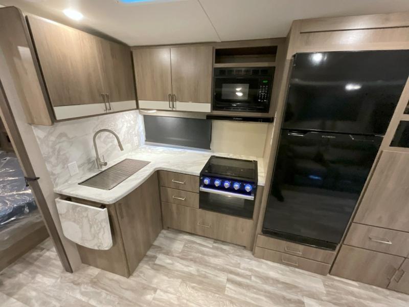 used Travel Trailers Grand Design RV Imagine for sale, in Amarillo, TX Thumbnail 11