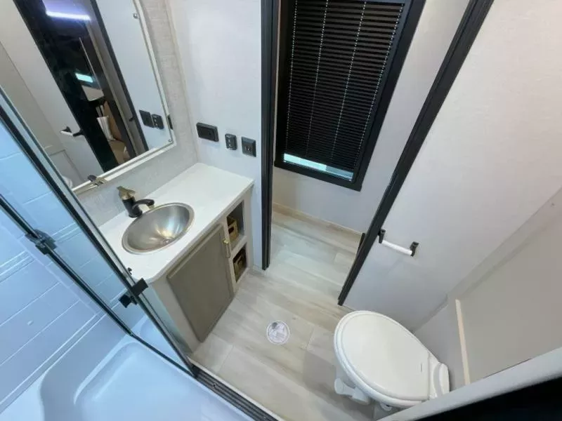 new Fifth Wheel Trailers Forest River Wildwood Heritage Glen for sale, in Amarillo, TX Thumbnail 28