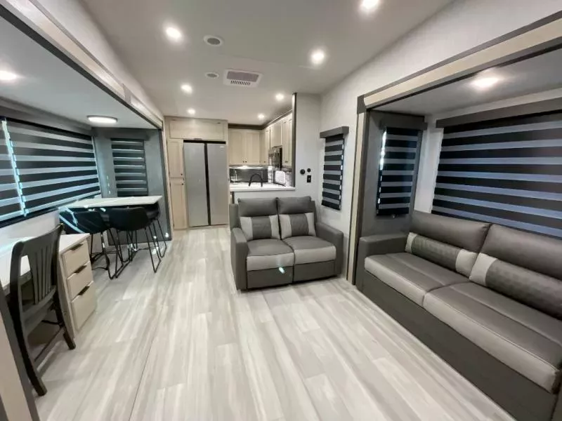 new Fifth Wheel Trailers Forest River Wildcat for sale, in Amarillo, TX Thumbnail 5