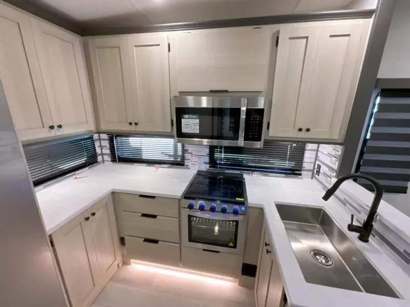 new Fifth Wheel Trailers Forest River Wildcat for sale, in Amarillo, TX Thumbnail 10