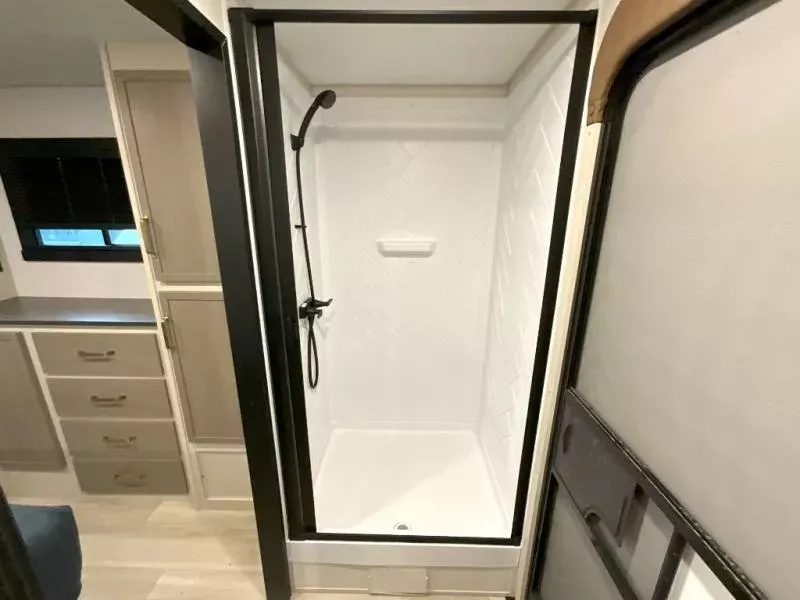 new Fifth Wheel Trailers Forest River Wildwood Heritage Glen for sale, in Amarillo, TX Thumbnail 57