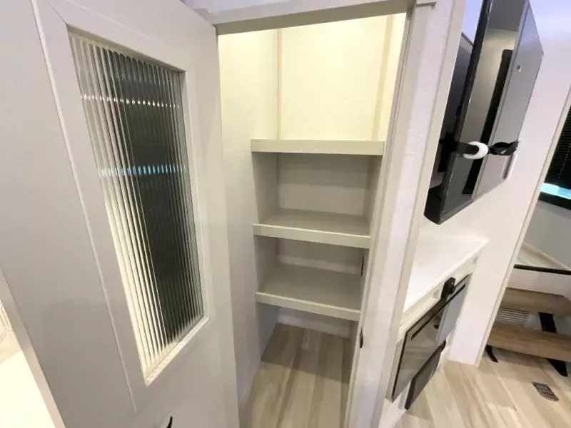 new Fifth Wheel Trailers Forest River Wildwood Heritage Glen for sale, in Amarillo, TX Thumbnail 14