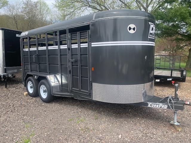 2020 CornPro SB-16 6S Livestock Trailer 9990# GVWR CHARCOAL GRAY 2020 CornPro SB-16 6S Livestock Trailer 9990# GVWR CHARCOAL GRAY