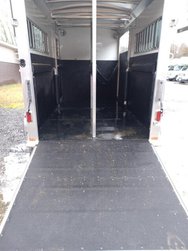 used Horse Trailers 4-Star Trailers  for sale, in Revere, PA Thumbnail 17